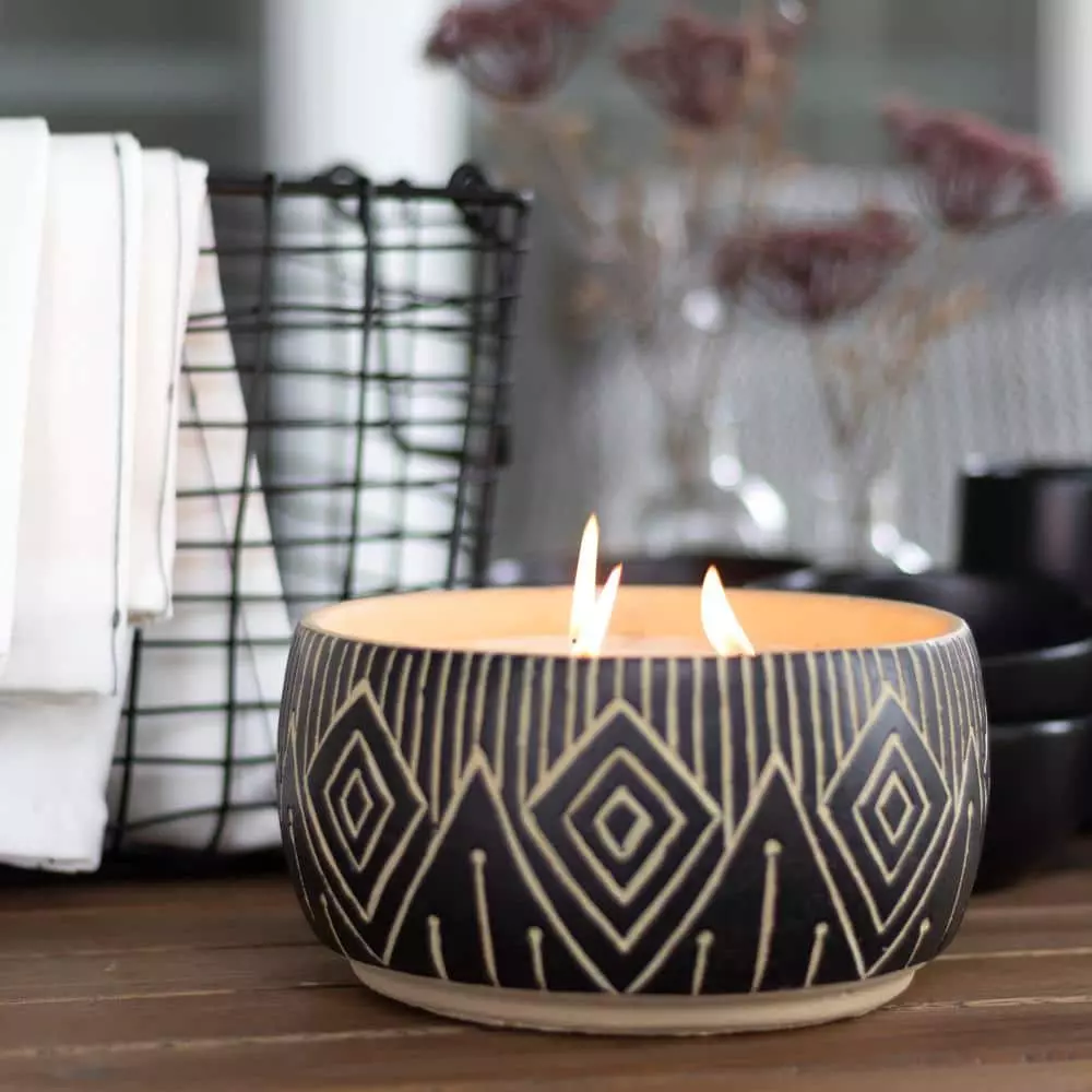 PATIO ESSENTIALS 25 oz. Aztec-Inspired 3 Wick Citronella Candle 3 PATIO ESSENTIALS 25 oz. Aztec-Inspired 3 Wick Citronella Candle - Image 3